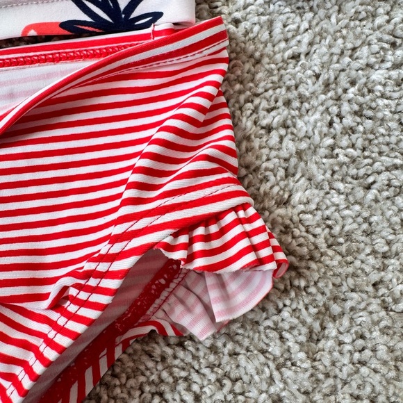 Carter’s Strawberry Rash Guard Swimsuit Set Long sleeve bathing suit- Size 9M - Picture 4 of 7
